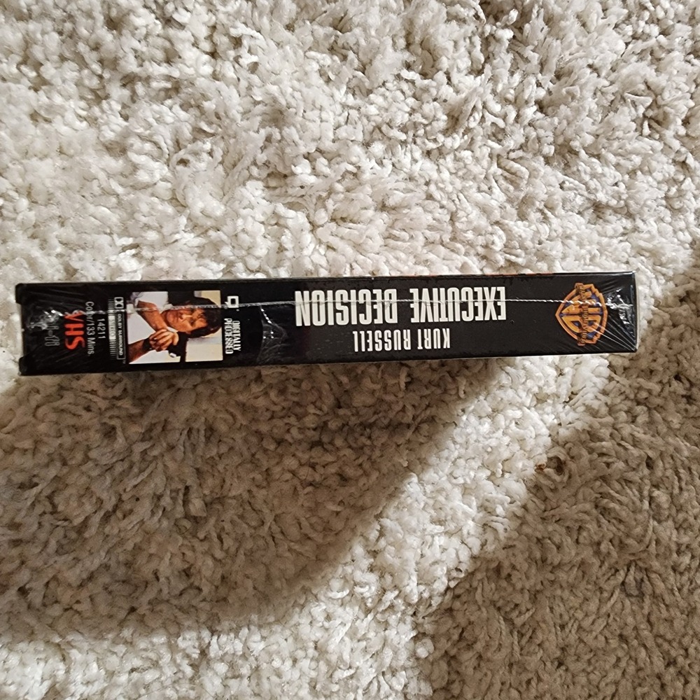 Executive Decision VHS Kurt Russell Sealed Action Movie Collectible‎ - Picture 3 of 5